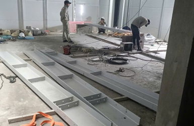 Thi Công Thang Máy Tải Khách – Giải pháp nâng tầm tiện nghi cho tòa nhà